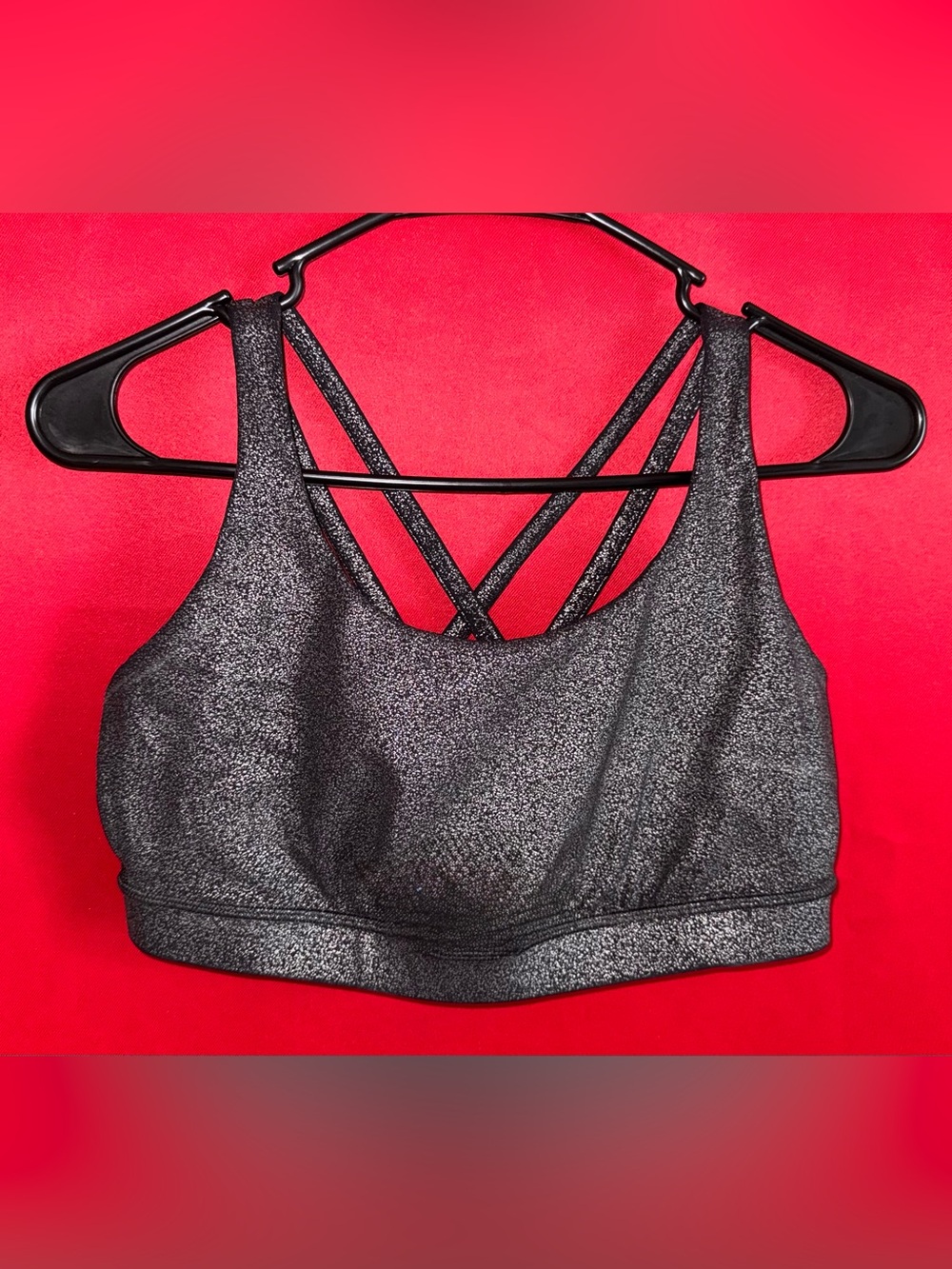 🍋#451-Lululemon- Black Shimmer Strappy Sports Bra in Excellent Condition. Sz.10